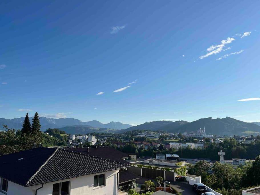 Ferienwohnung Zum Wohlfuehlen Gmunden Exterior photo